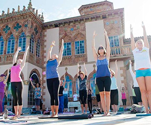 Get Your Yoga On at These Public Outdoor Classes